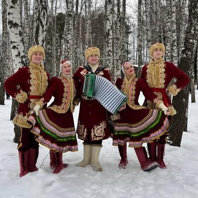 Как это было: уличные гулянья для детей и взрослых